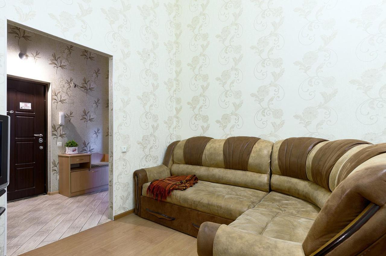 S12-58 MODERN APARTHOTEL WITH TWO 2BEDROOMS IN CENTRAL KIEV - BESSARABSKA SQUERE - GULLIVER MALL - OLYMPIC STADIUM - PALACE OF SPORTS - Saksahanskoho St, 12Б Экстерьер фото