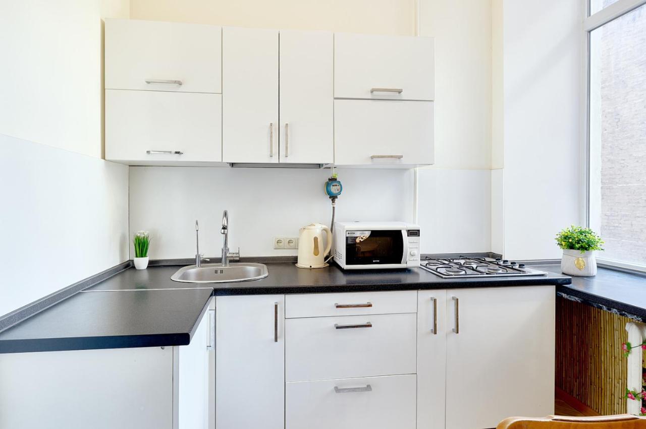 S12-58 MODERN APARTHOTEL WITH TWO 2BEDROOMS IN CENTRAL KIEV - BESSARABSKA SQUERE - GULLIVER MALL - OLYMPIC STADIUM - PALACE OF SPORTS - Saksahanskoho St, 12Б Экстерьер фото